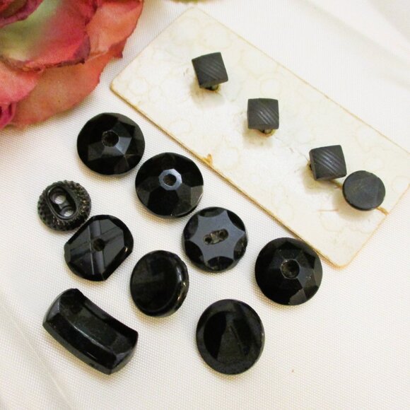ANTIQUE Black Glass Buttons: FRENCH JET Edwardian Art Deco Sewing Craft - Picture 2 of 11